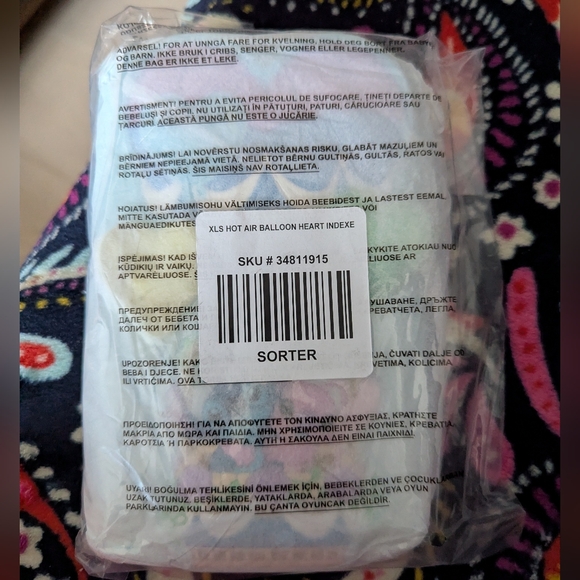 Loungefly Stitch Balloon Wallet - Picture 5 of 6